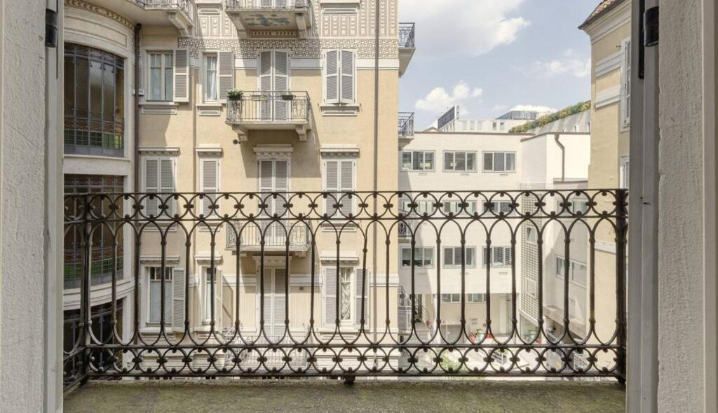 Milan Royal Suites - Centro Cadorna Exterior photo
