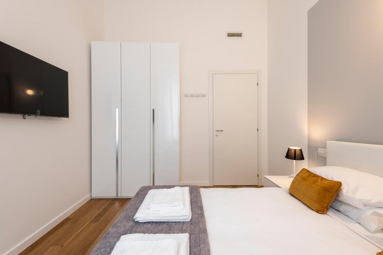 Milan Royal Suites - Centro Cadorna Exterior photo