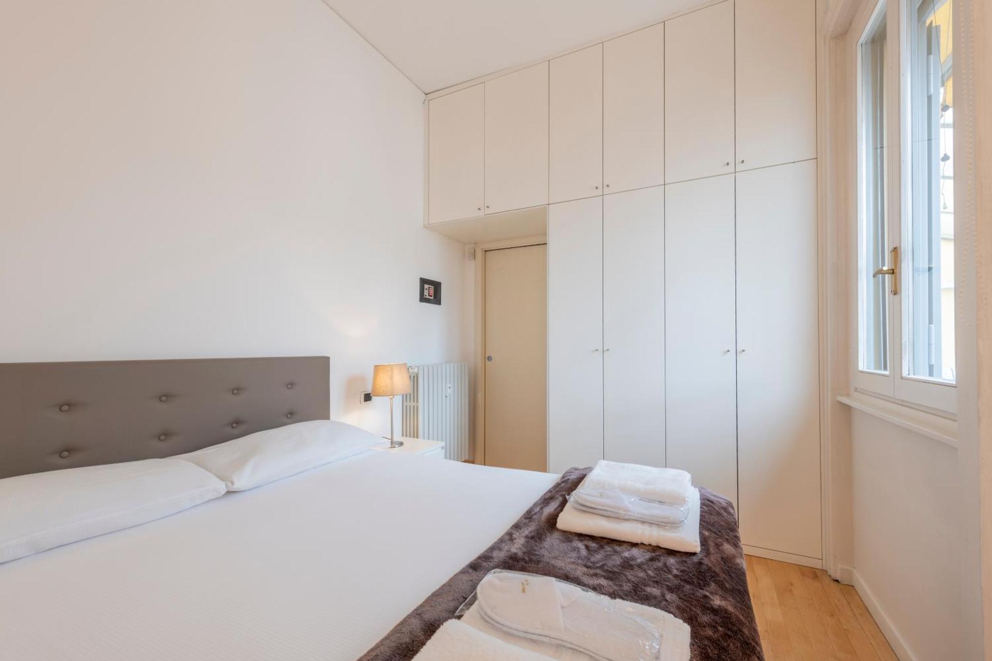 Milan Royal Suites - Centro Cadorna Exterior photo