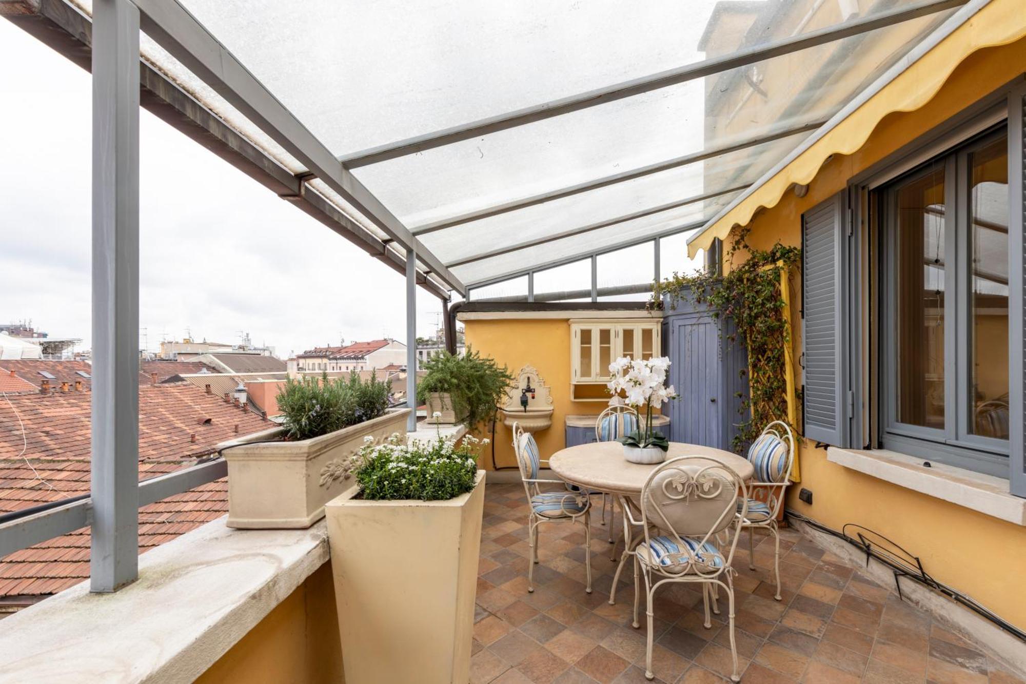 Milan Royal Suites - Centro Cadorna Exterior photo